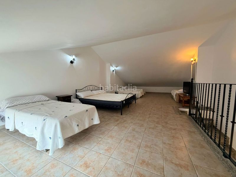 Foto db5572fc-ebde-49df-8d9c-34bb8b305266. Casa adossada amb calefacció piscina a Torás