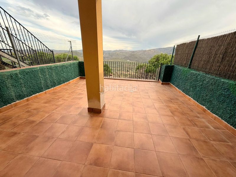 Foto f6bc5dab-6683-4dfe-b32a-1e26783c1c5d. Casa adossada amb calefacció piscina a Torás