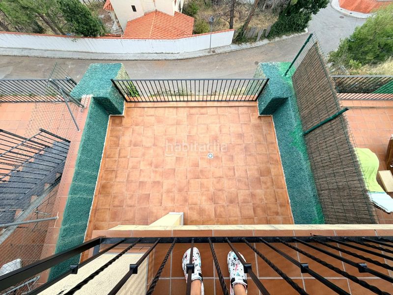 Foto f8429b13-ba85-482b-a910-2c916c9183dd. Casa adossada amb calefacció piscina a Torás