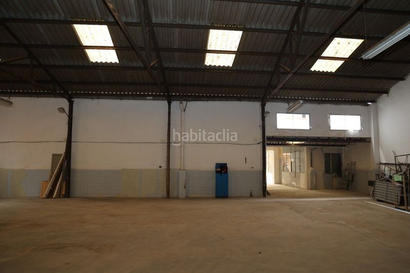 Foto 9b30405f-63f8-46aa-82f5-87aba43a493a. Local comercial a Catarroja
