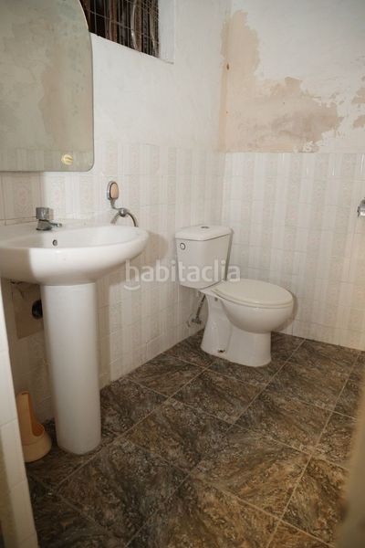Foto a2038ff8-480d-4f57-81a2-5dcbf6cf4e0f. Local comercial a Catarroja