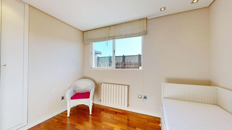 Foto 284c554d-c477-4eb8-b467-63140ca2c75e. Appartamento in Aldaia