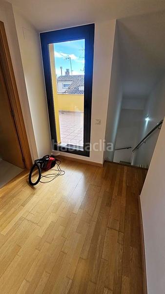 Foto eb62129f-24ce-4555-8718-70285f3dd89e. Location duplex avec chauffage dans Barri del Centre Terrassa