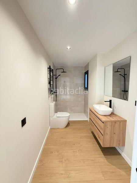 Foto 33743fdb-2588-4955-822f-d01267a60d66. Oficina a Barri del Centre Terrassa