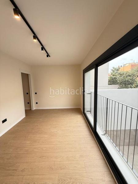 Foto 6b5e896f-9af9-43fc-9c43-e4296e01eaea. Oficina a Barri del Centre Terrassa