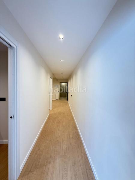 Foto 726af79c-9817-4d5a-93dd-2b2958f9d065. Oficina a Barri del Centre Terrassa