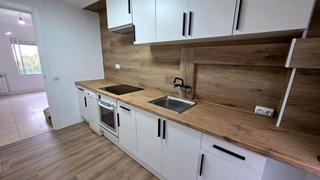 Appartement  Carrer de francesc layret. Oportunidad junto al parque de la cogullada