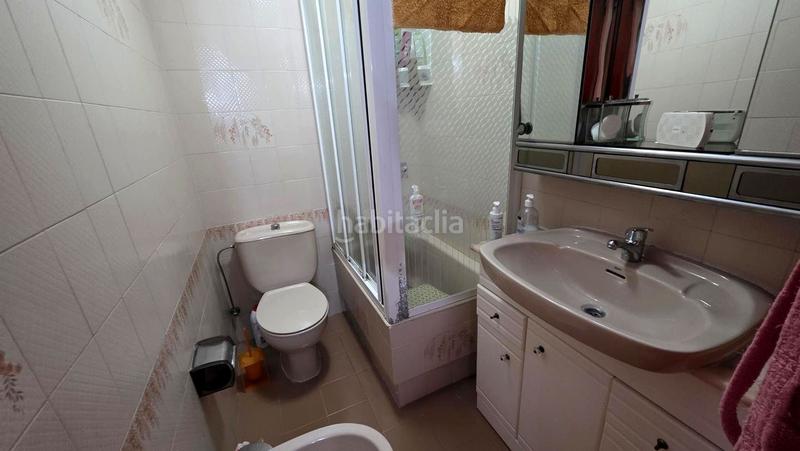 Foto 6185b2ae-d907-4110-a4a1-67b818bb6e3f. Casa con parcheggio in Ca n'Anglada Terrassa