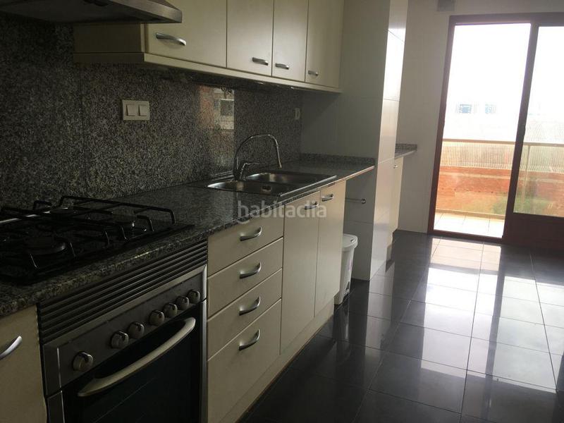 Foto c9ad8977-2876-441b-bbbe-608e5227af3b. Miete etagenwohnung mit heizung pool in Cementiri Vell Terrassa