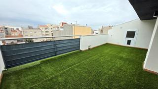 Zweistöckige Wohnung  Carrer de manresa. Gran dúplex con terraza y parking incluido