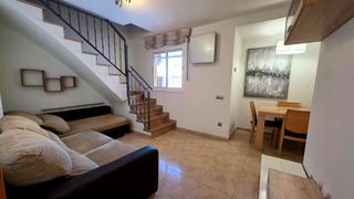 Miete Zweistöckige Wohnung  De rubí. Bonito dúplex amueblado y con parking incluido