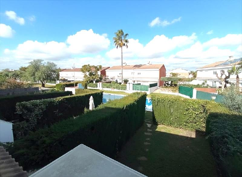 Foto 610c5f97-cfe4-468d-9ca3-2807c94e6dd2. Casa adossada amb piscina a Regueral - Prat d'en Forés Cambrils
