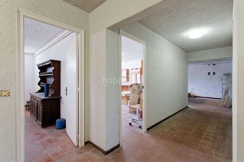 Foto 5d682374-666f-4d1f-8184-c90d414819f9. Casa amb calefacció piscina a Can Parellada Terrassa