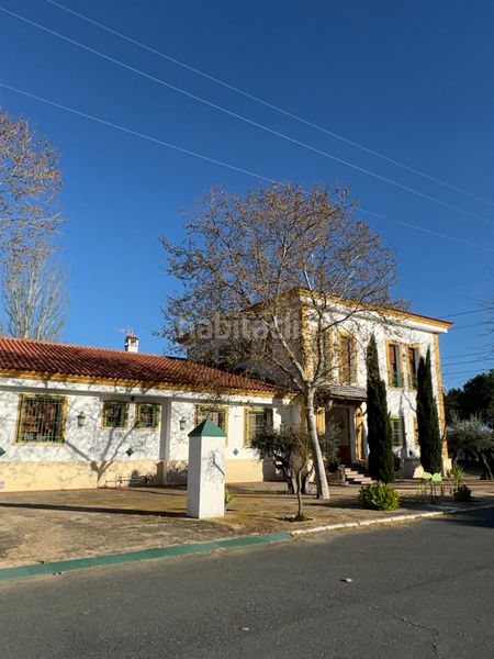 Foto ea0deab1-2723-45e3-917b-6125c04b69df. Solar industrial a Cedillo del Condado