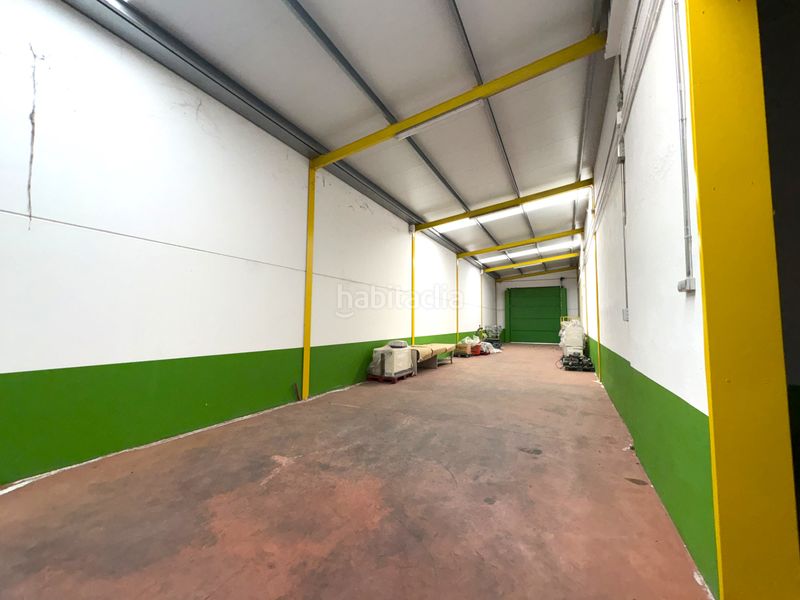 Foto f2968b2a-c0ad-43fb-a3a0-f89846554258. Solar industrial a Cedillo del Condado