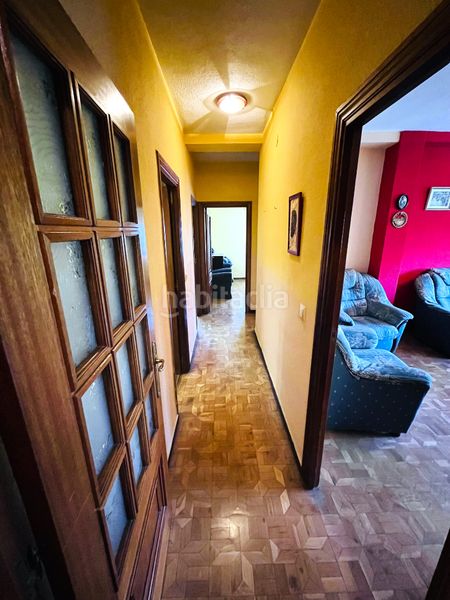 Foto 0385feee-e49a-43cf-9d67-3fb32b6307df. Pis a Descubridores-Escritores Leganés