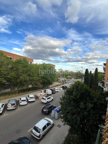 Foto 1339f574-2caf-43d3-bb53-419549b43975. Pis a Descubridores-Escritores Leganés