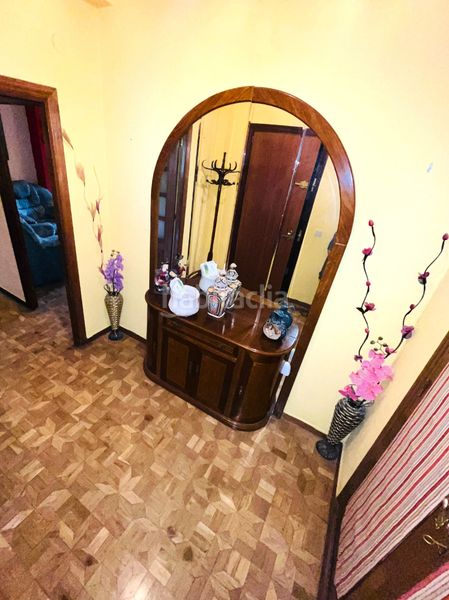 Foto 9bcbe1b1-fe68-4d96-ab47-4121c7245bc6. Pis a Descubridores-Escritores Leganés