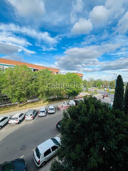 Foto a354f11a-c8ea-45e3-a876-a8c58880f114. Pis a Descubridores-Escritores Leganés