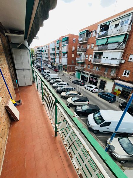 Foto eaafc2a2-5eaa-4966-9ea3-160dd911df72. Pis a Descubridores-Escritores Leganés