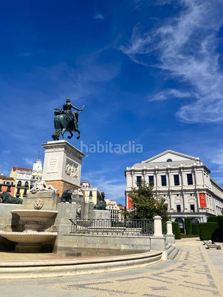 Foto abcb5d9e-cc45-4cf1-976c-78f1e5033400. Àtic a Palacio Madrid