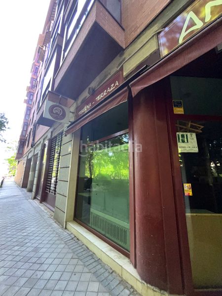 Foto 69949cd2-4be5-4055-82e5-170f7b29e388. Local comercial a Acacias Madrid