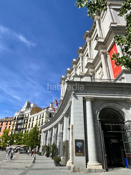 Foto cb91609f-ea40-4d7b-8b9f-ad7c1f105be1. Dachwohnung in Palacio Madrid