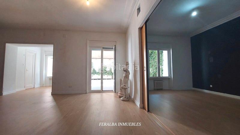 Foto 3a91870a-2c6d-4151-afaa-ca9012943e52. Piso en Recoletos Madrid