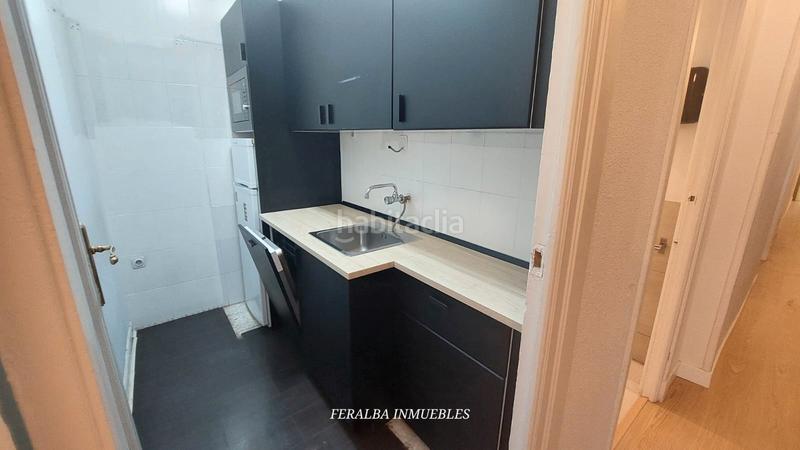 Foto c0a0dc0b-a6b4-4bc3-b86f-212f3b18aa47. Office space with heating in Recoletos Madrid