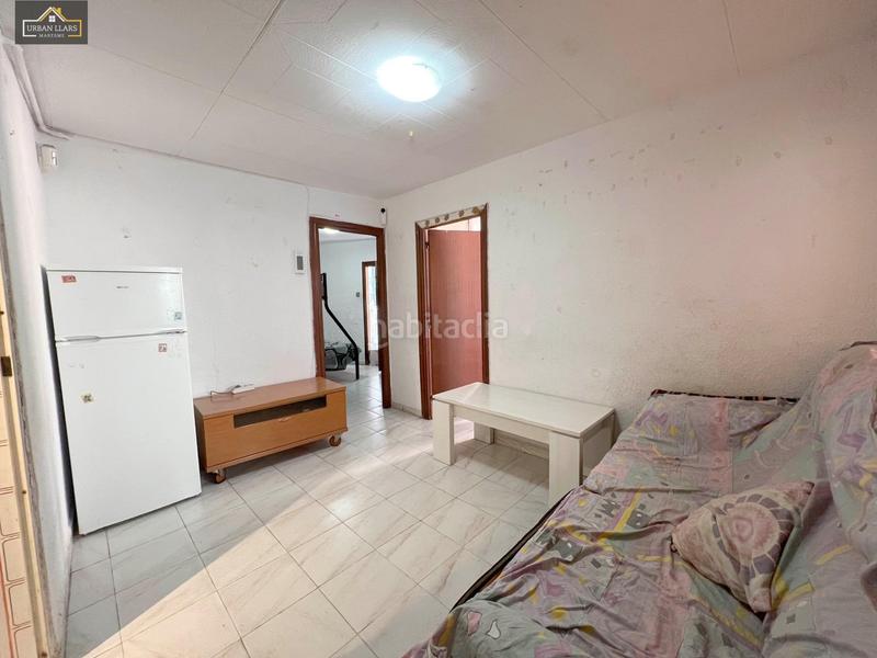 Foto 0c340cd4-cf95-48a7-8143-200a1f71501d. Ático  una oportunidad para reformar a tu gusto! en Badalona