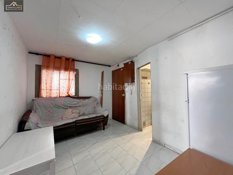 Foto d580aceb-1715-45bb-8752-eff02e0def10. Ático  una oportunidad para reformar a tu gusto! en Badalona