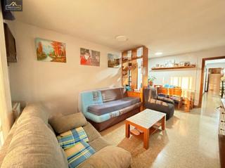 Flat in Peramàs. Amplio piso junto a plaza granollers