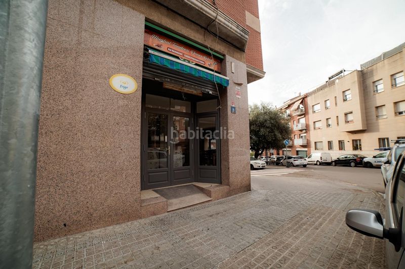 Foto ea1b318b-9ab1-45b7-a692-991375afdf28. Local comercial local esquinero muy luminoso en Cerdanyola Sud, en Mataró