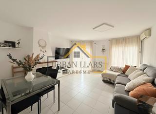 Etagenwohnung in La Llàntia. Amplio piso de 4 habitaciones en rocablanca.