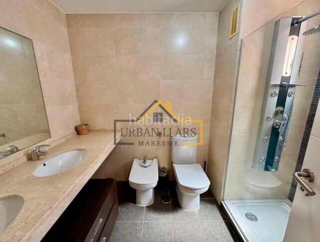 Foto c045bc9b-1851-47fa-96c7-f496c5dc358a. Ático en Eixample Mataró