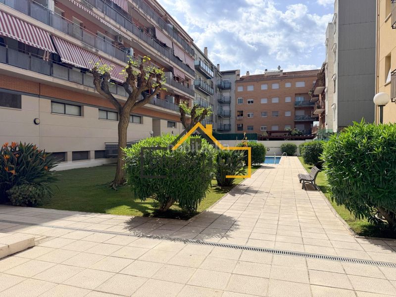 Foto 54fb0545-52e4-4e0b-a0ee-87eecce33252. Dúplex amb calefacció piscina a Calella