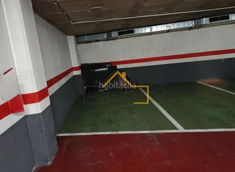 Foto 47756ad1-64c8-4385-9e6f-6c472b458a7e. Dachwohnung mit parking in Eixample Mataró