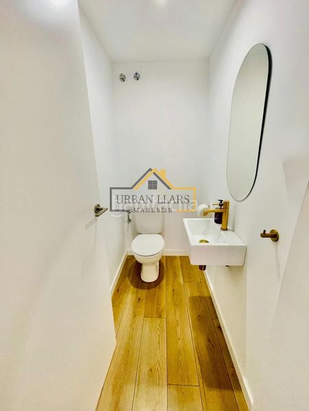 Foto 583d482a-f624-48f1-a4e3-3367b79ffb51. Àtic amb calefacció aparcament a Eixample Mataró