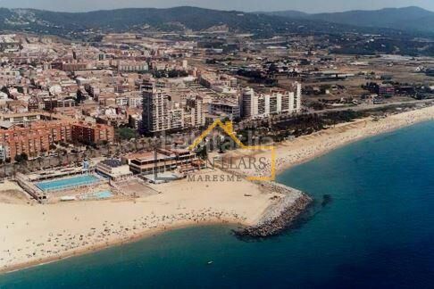 Foto 9f4b7eea-3e30-4eb7-a59e-3fe515376419. Planta baixa amb calefacció a Centre Mataró