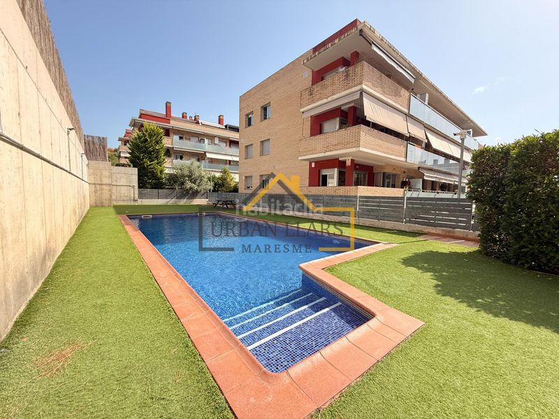 Foto e27a8205-1f74-4f43-af88-83d69c34d0e6. Pis amb calefacció aparcament piscina a Canet de Mar
