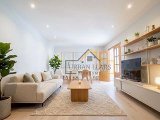 Etagenwohnung in Peramàs. Amplio piso de 4 habitaciones con 2 balcones y ascensor en matar
