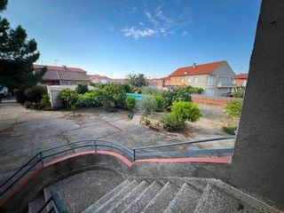 Chalet en Numancia de la Sagra. Chalet independiente con parcela de 1.137 m2