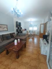 Casa adossada en Cabaas de la Sagra. Adosado en venta en cabaas de la sagra  con habitacin en plant