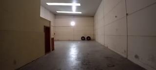 Location Bâtiment à usage industriel à Estación-Cruz Roja. No pierdas la oportundad de alquilar en una de las mejores zonas