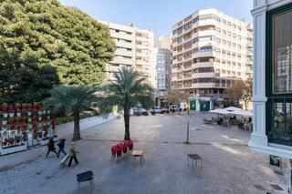 Oficina en San Lorenzo. Entresuelo en venta en la plaza de santo domingo con vistas espe