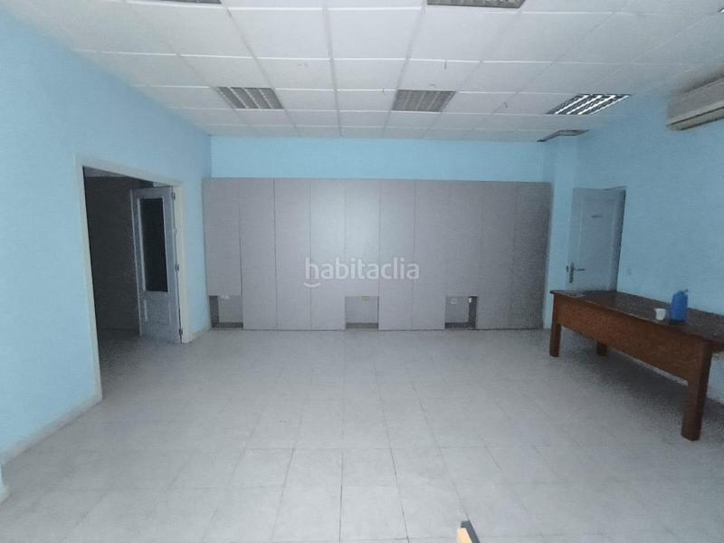Foto 83ac216d-e070-4028-b759-d241728ff329. Alquiler local comercial  de 123 metros junto a la plaza mayor, . en Murcia