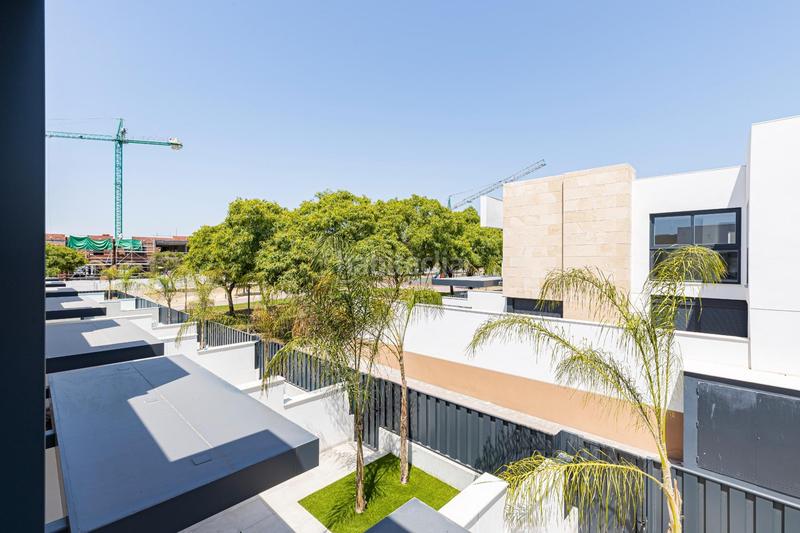 Foto 4ae5db7b-8758-4c22-be55-8ae82a0ee541. Dúplex  con piscina privada en venta en urbanización atrio en Murcia