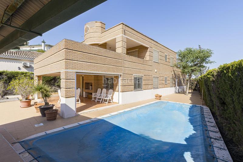 Foto a43935a0-b7d8-4d63-938e-8618f94d80e9. Chalet estupendo chalet en montepinar en Zarandona Murcia