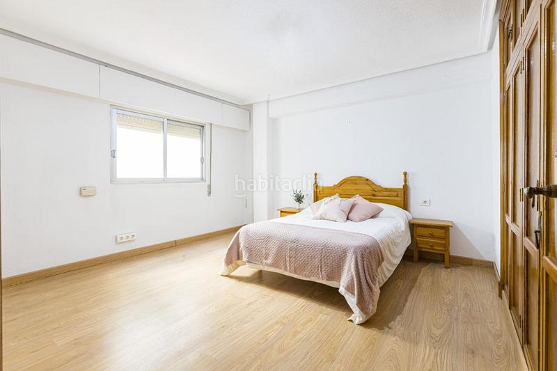 Foto 0cbf2d54-6a6c-4112-81fe-dee6c452a396. Piso amplísima vivienda en pleno centro con garajes en Murcia