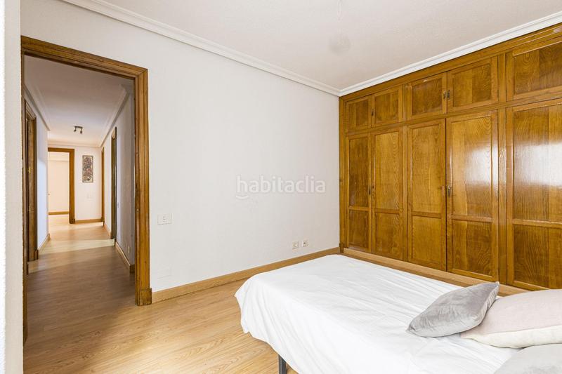 Foto 83b794af-eeba-4a45-9d2e-69fea04a25a8. Piso amplísima vivienda en pleno centro con garajes en Murcia